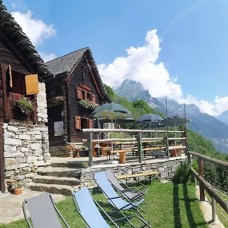 Rifugio Zum Gora Бачено